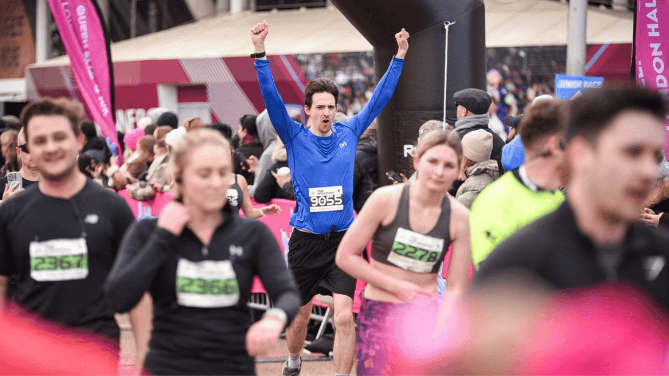 RunThrough UK LONDON HALF, 10K & JUNIORS RACE PRESENTED BY TREK